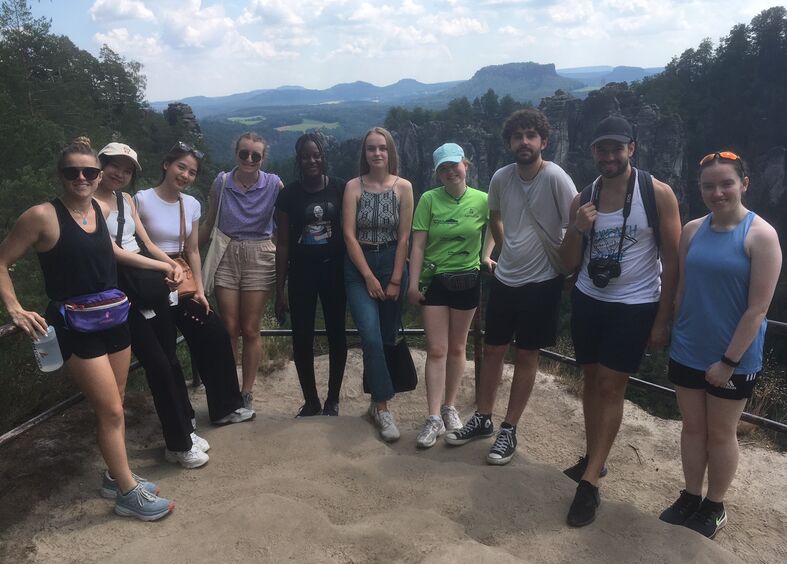 TUDIAS begrüßt die erste von vier Gruppen der Internationalen Sommerkurse 2022 in Dresden